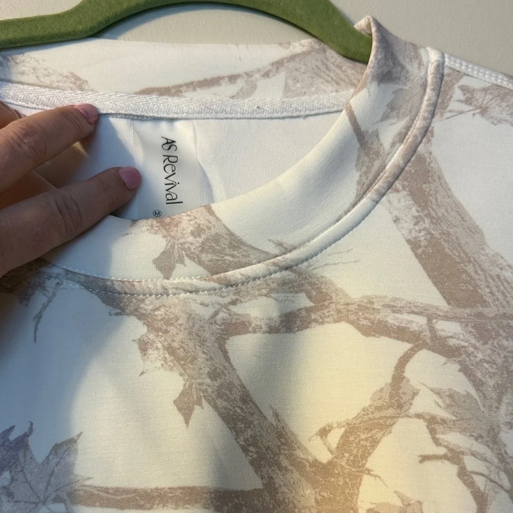 Camo Soft Sweatshirt - Picture 2 of 3